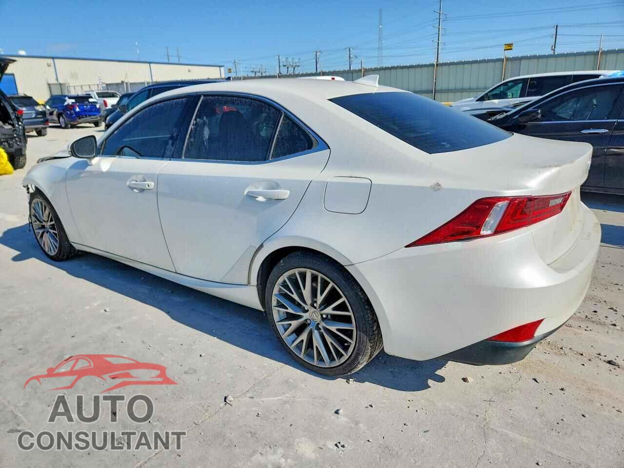 LEXUS IS 2014 - JTHBF1D23E5009034