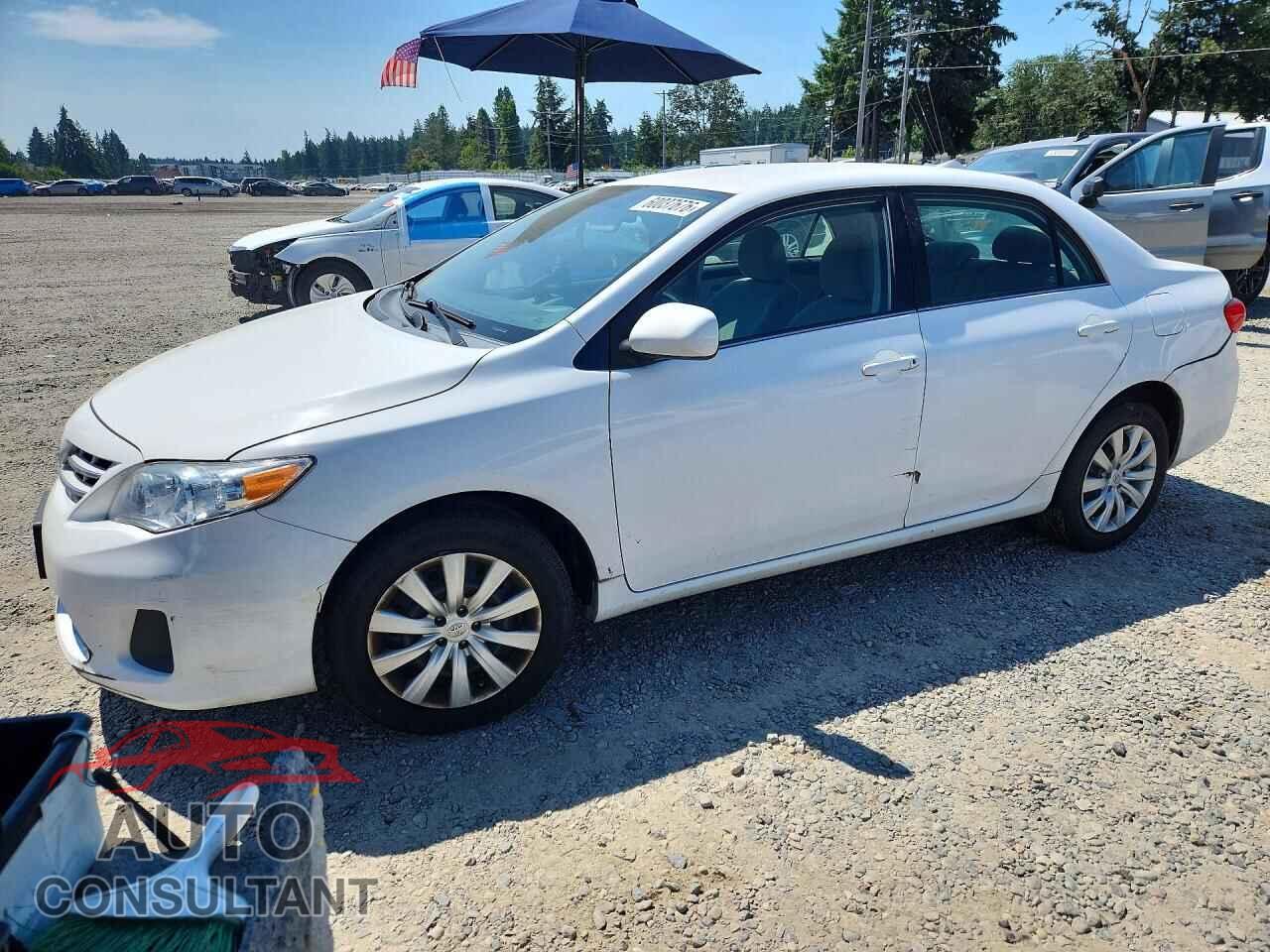 TOYOTA COROLLA 2013 - 5YFBU4EE3DP200326