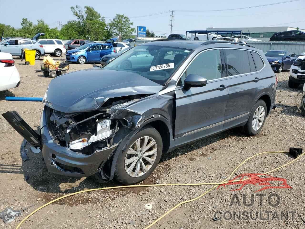 VOLKSWAGEN TIGUAN 2018 - 3VV3B7AXXJM125194