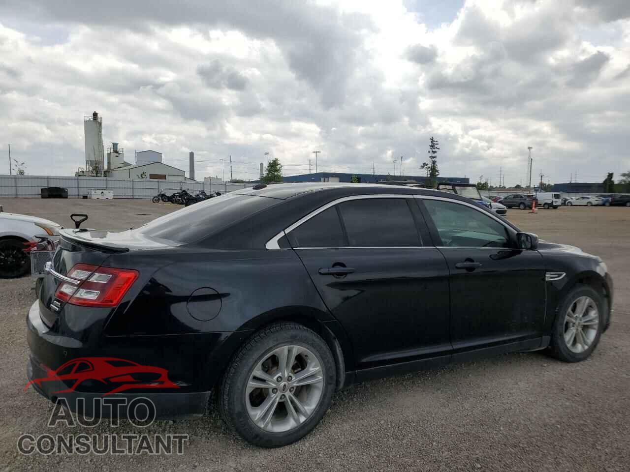 FORD TAURUS 2014 - 1FAHP2E81EG108902