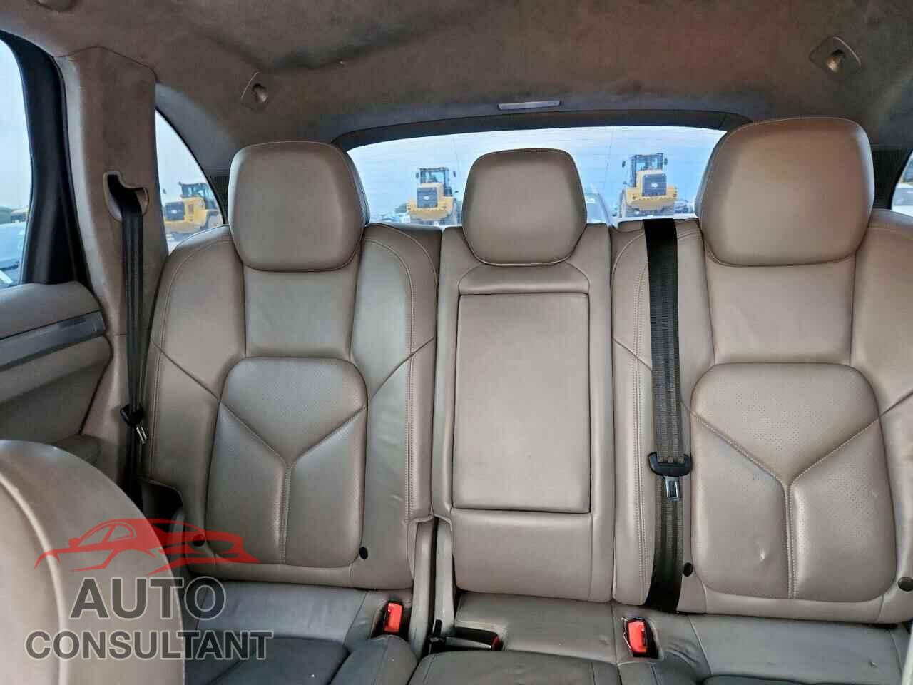PORSCHE CAYENNE 2011 - WP1AC2A28BLA82499