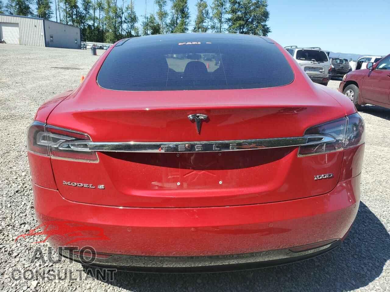 TESLA MODEL S 2018 - 5YJSA1E20JF249228
