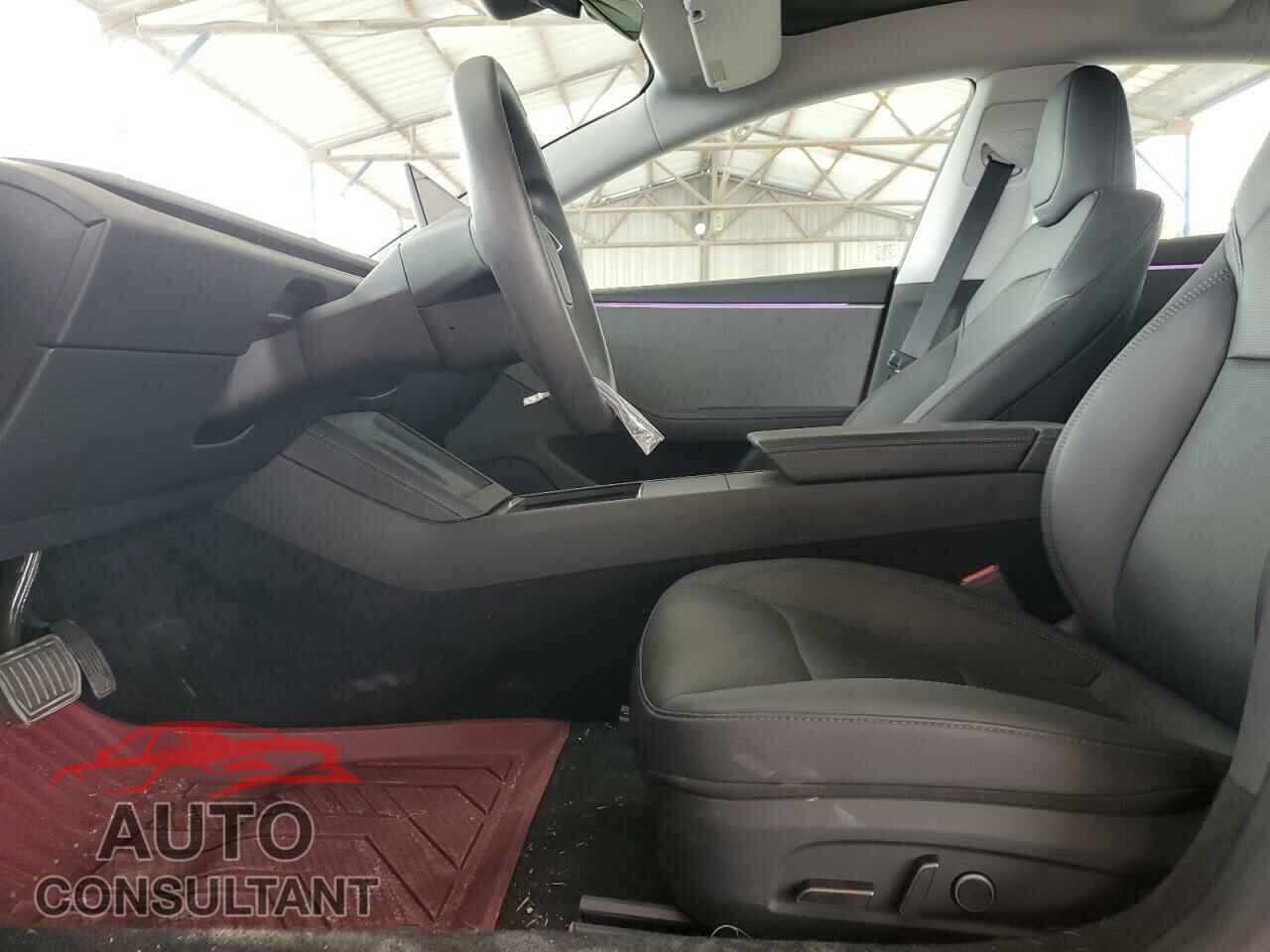 TESLA MODEL 3 2024 - 5YJ3E1EA4RF733012