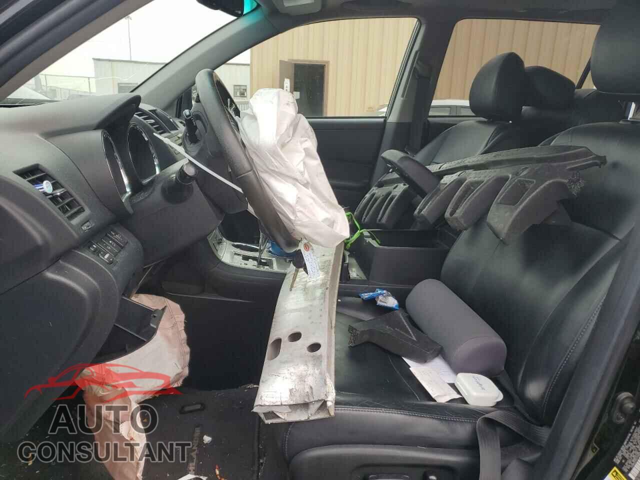 TOYOTA HIGHLANDER 2012 - 5TDBK3EH5CS124639
