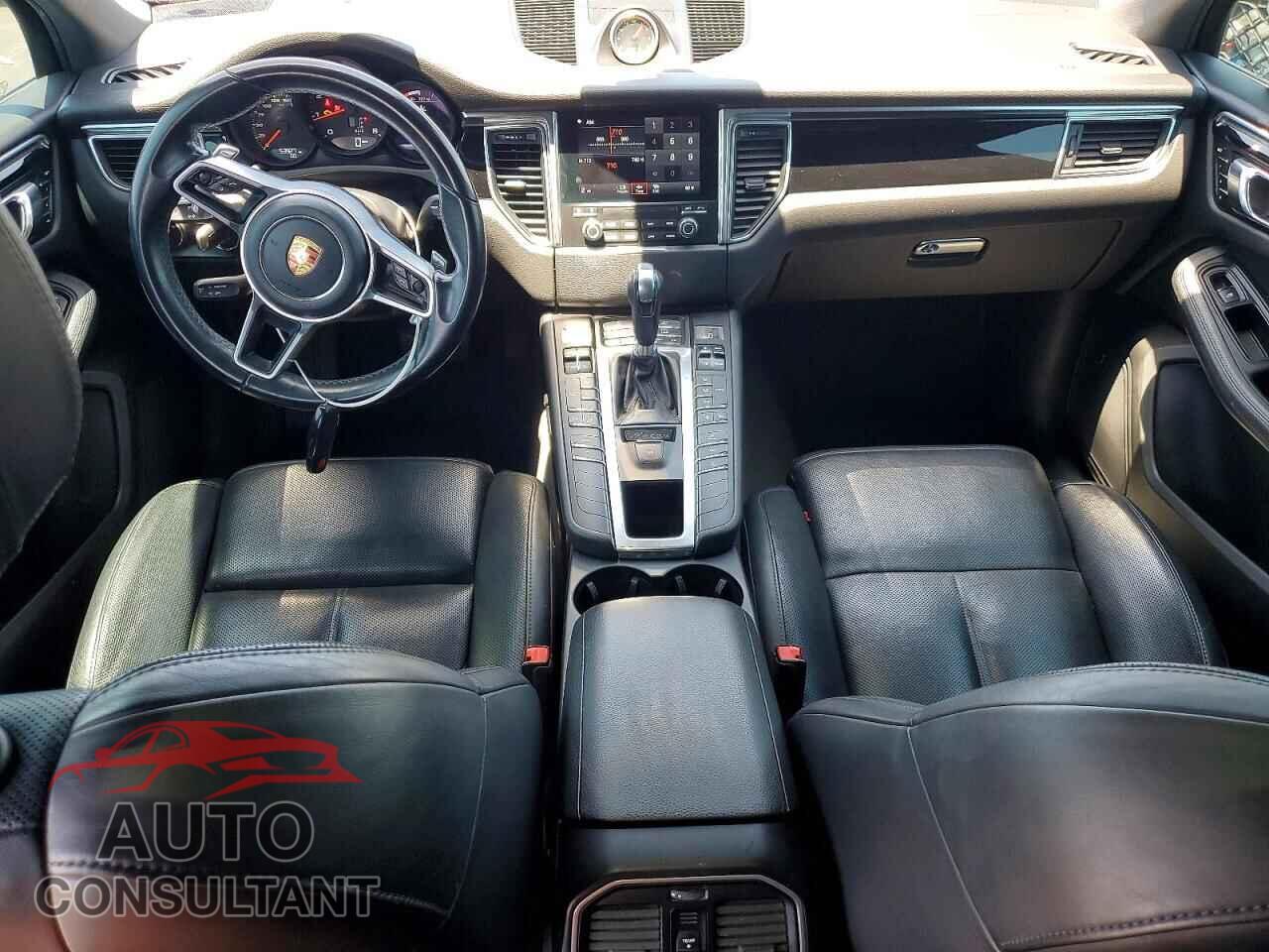 PORSCHE MACAN 2017 - WP1AA2A5XHLB05225
