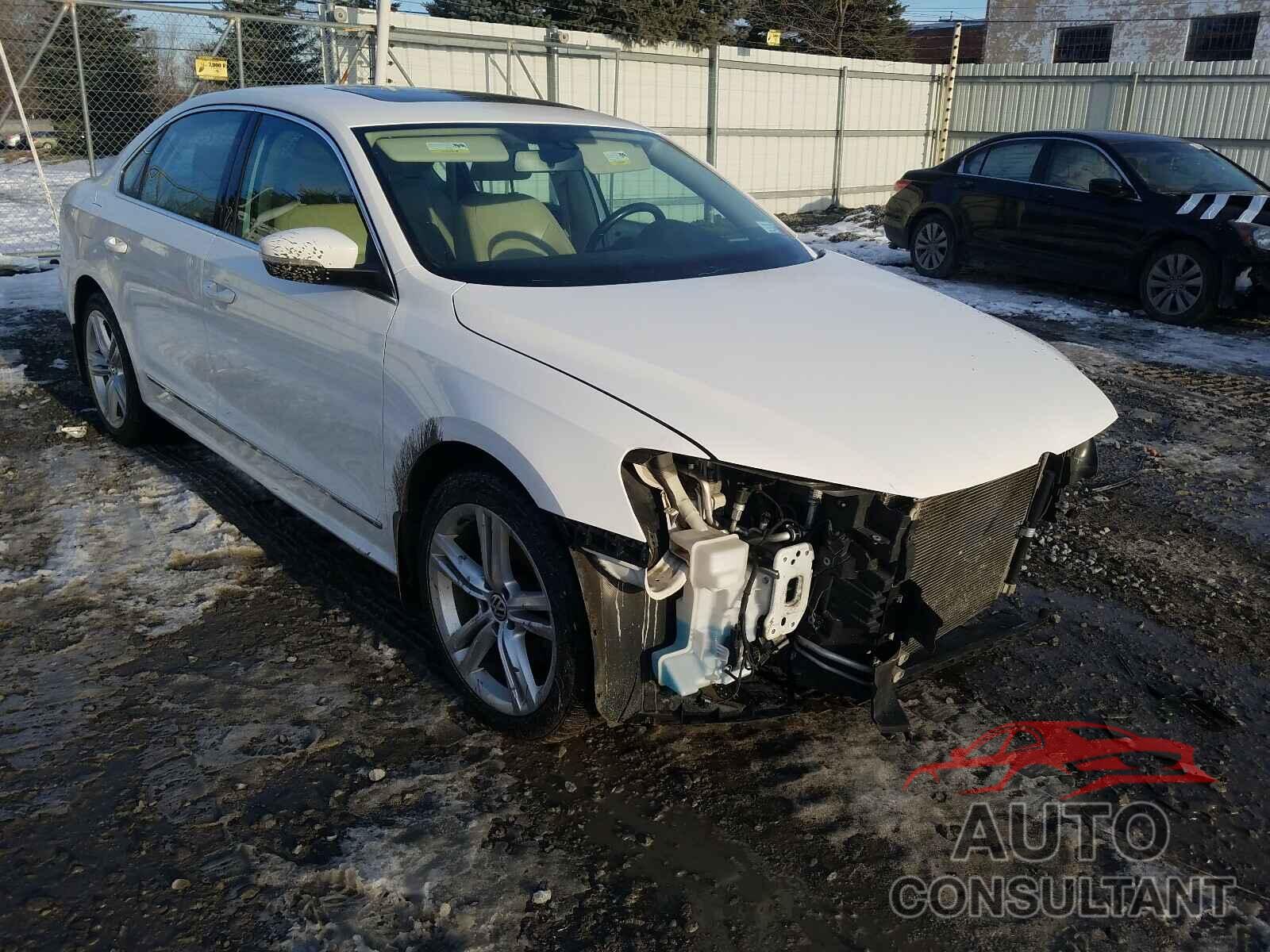 VOLKSWAGEN PASSAT 2015 - 1VWBT7A3XFC062687