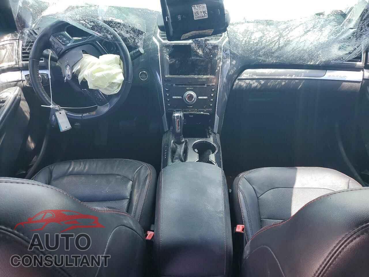 FORD EXPLORER 2017 - 1FM5K8GT6HGD78725
