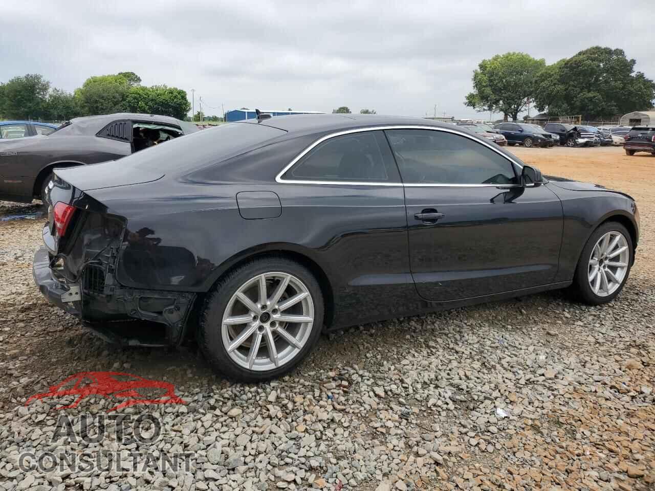 AUDI A5 2012 - WAURFAFR1CA001347