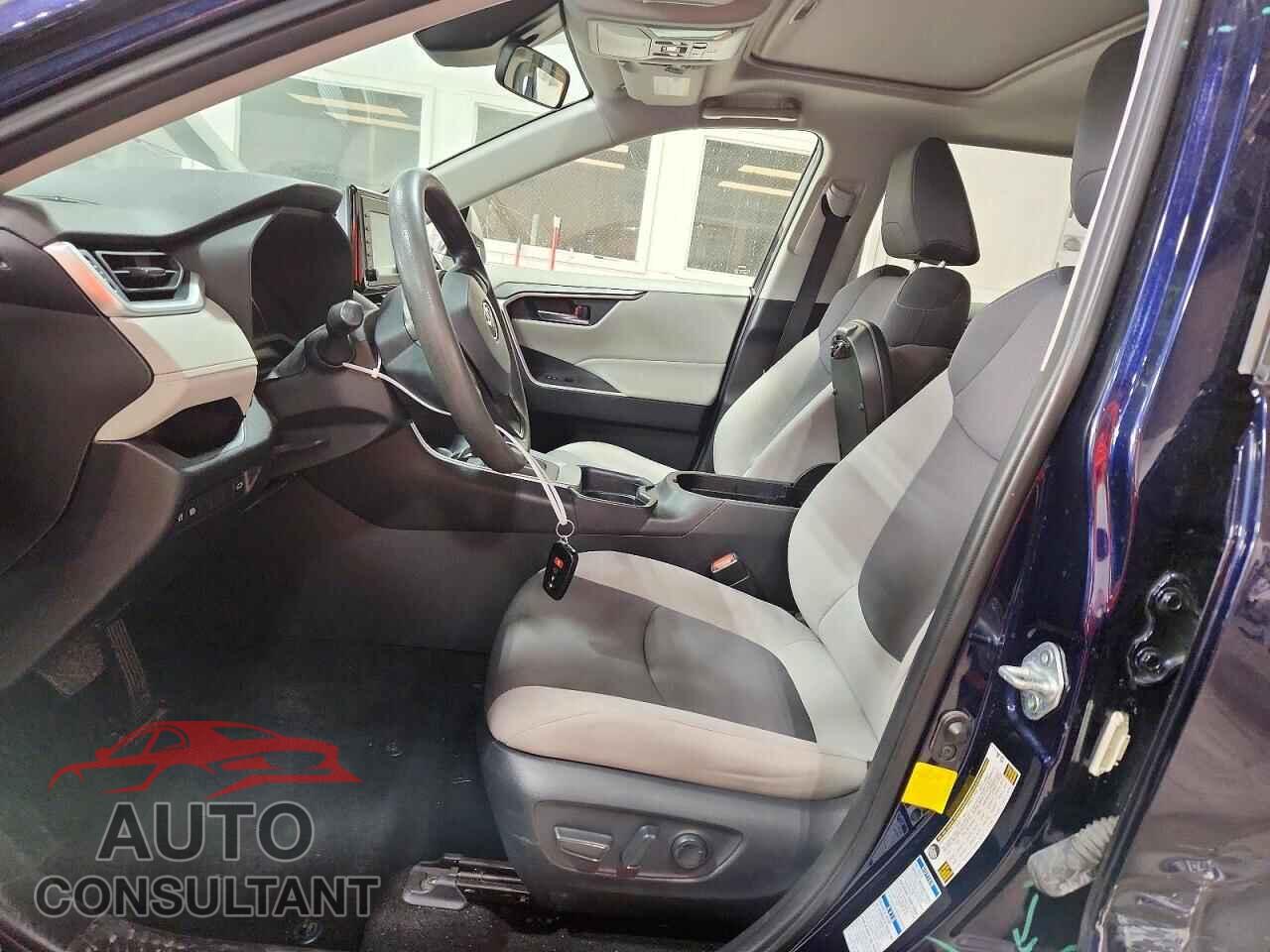 TOYOTA RAV4 2019 - JTMP1RFV3KD029037