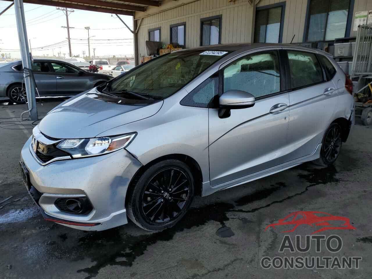 HONDA FIT 2018 - 3HGGK5H65JM719324