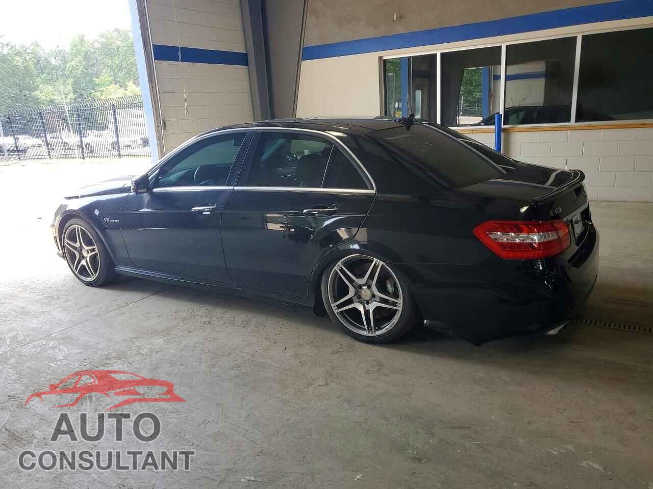 MERCEDES-BENZ E-CLASS 2012 - WDDHF7EB6CA525802
