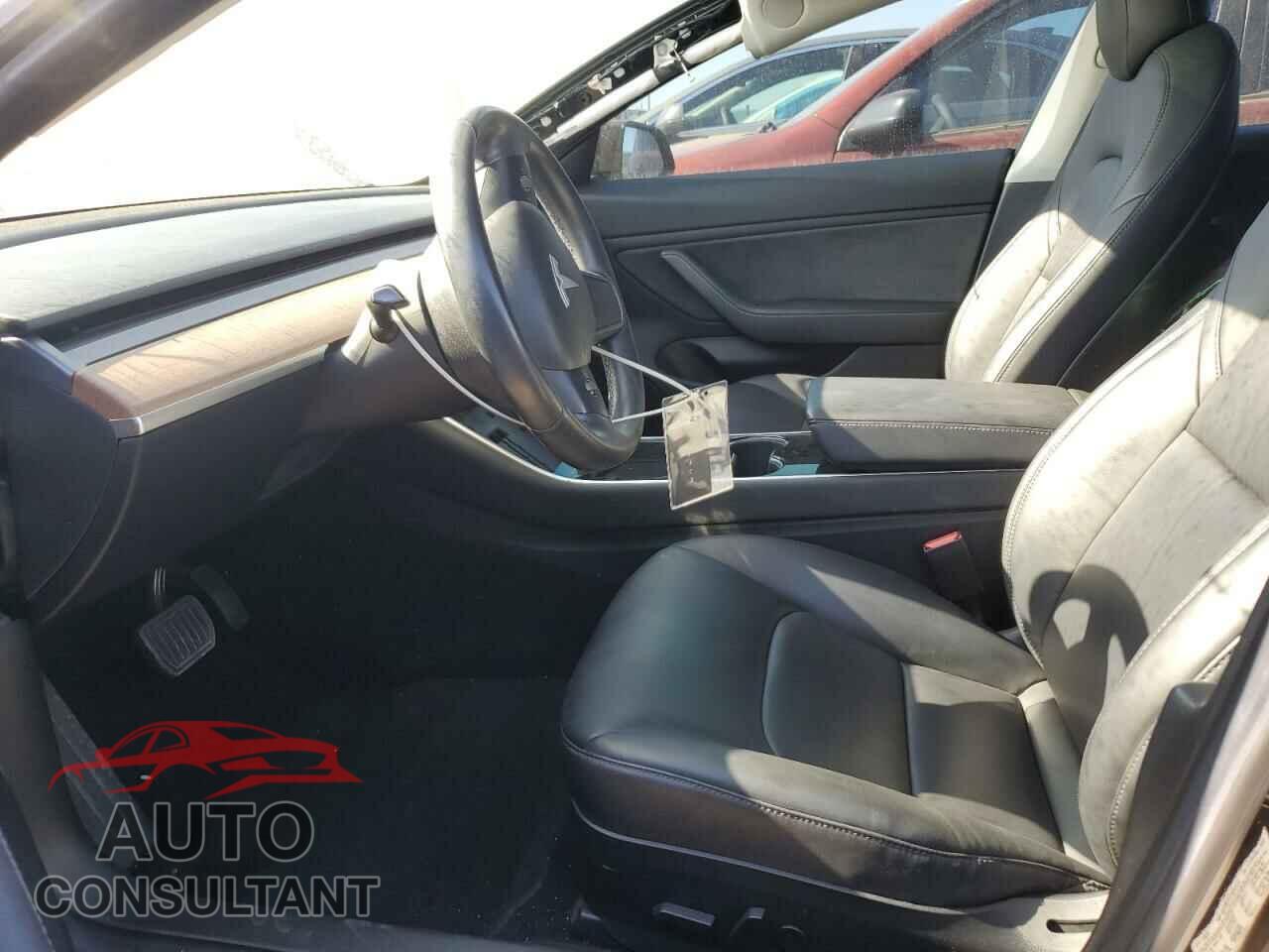 TESLA MODEL 3 2018 - 5YJ3E1EA1JF045117
