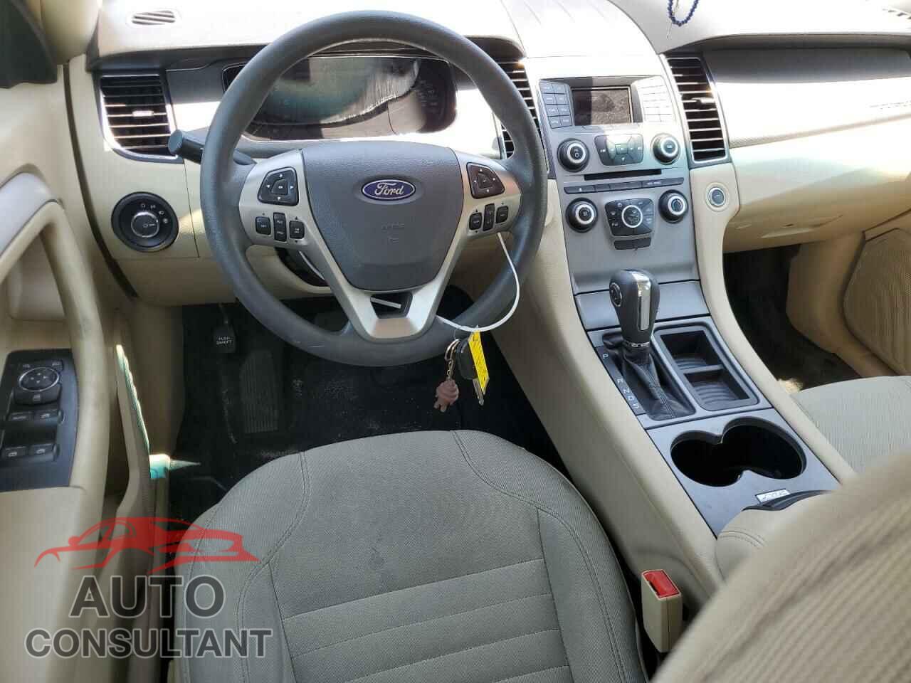 FORD TAURUS 2017 - 1FAHP2D84HG121486