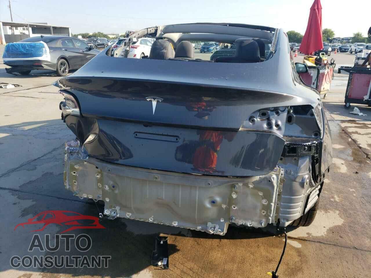 TESLA MODEL 3 2023 - 5YJ3E1EA0PF668754