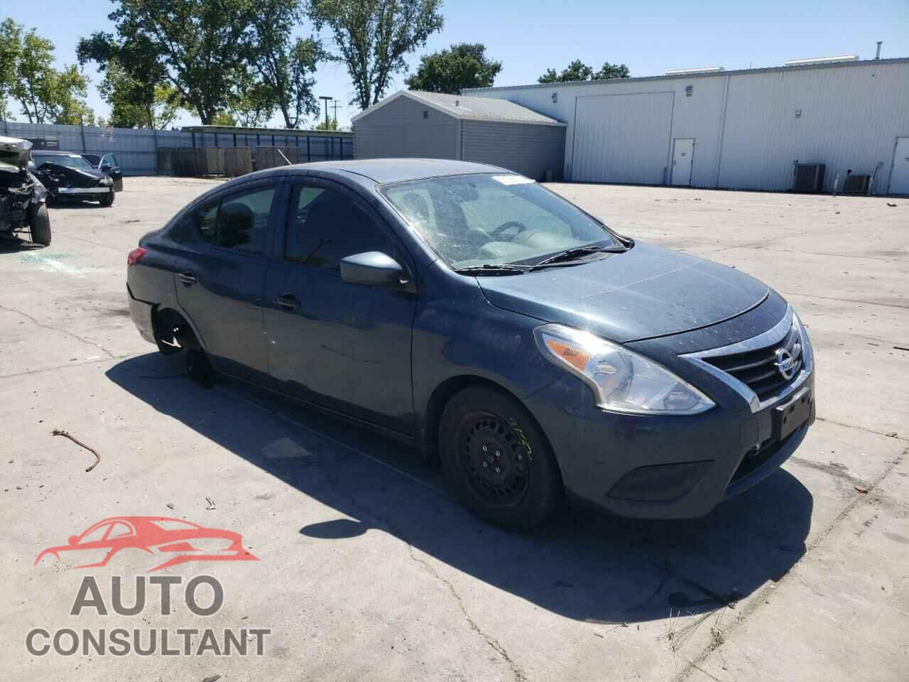 NISSAN VERSA 2017 - 3N1CN7AP3HL846370