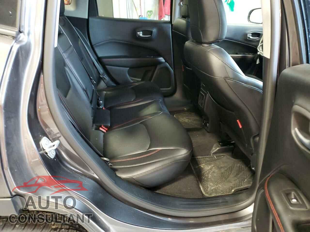 JEEP COMPASS 2017 - 3C4NJDDB2HT624533
