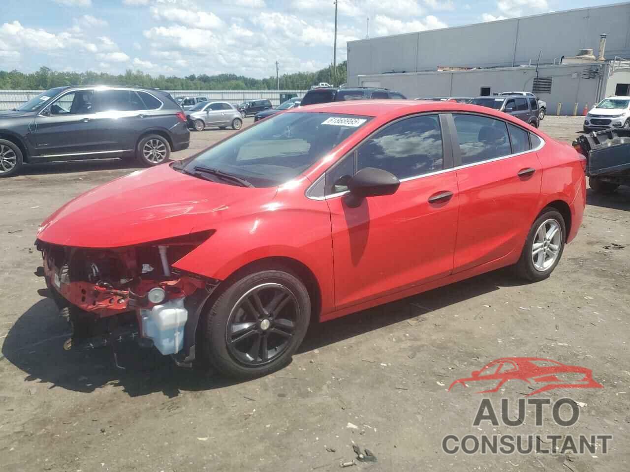 CHEVROLET CRUZE 2018 - 1G1BE5SM7J7121035