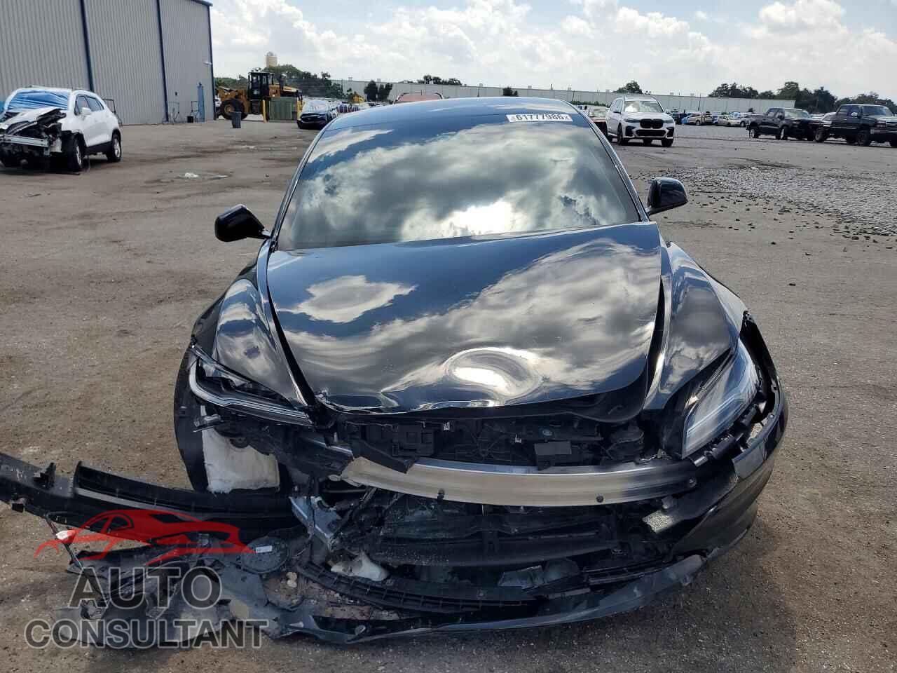TESLA MODEL 3 2024 - 5YJ3E1EA4RF735407