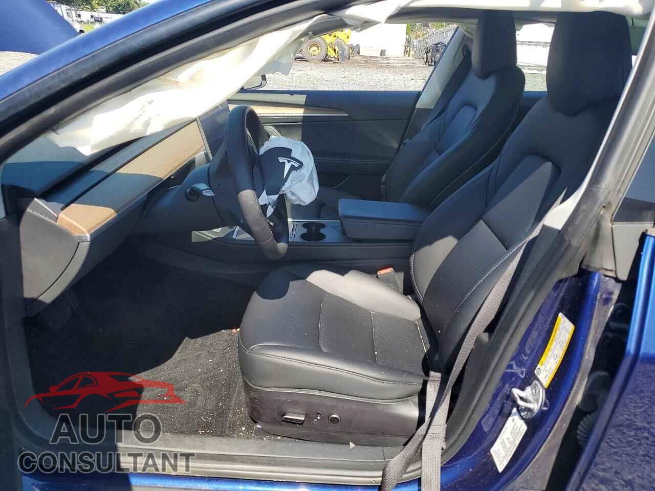TESLA MODEL 3 2023 - 5YJ3E1EA9PF609606
