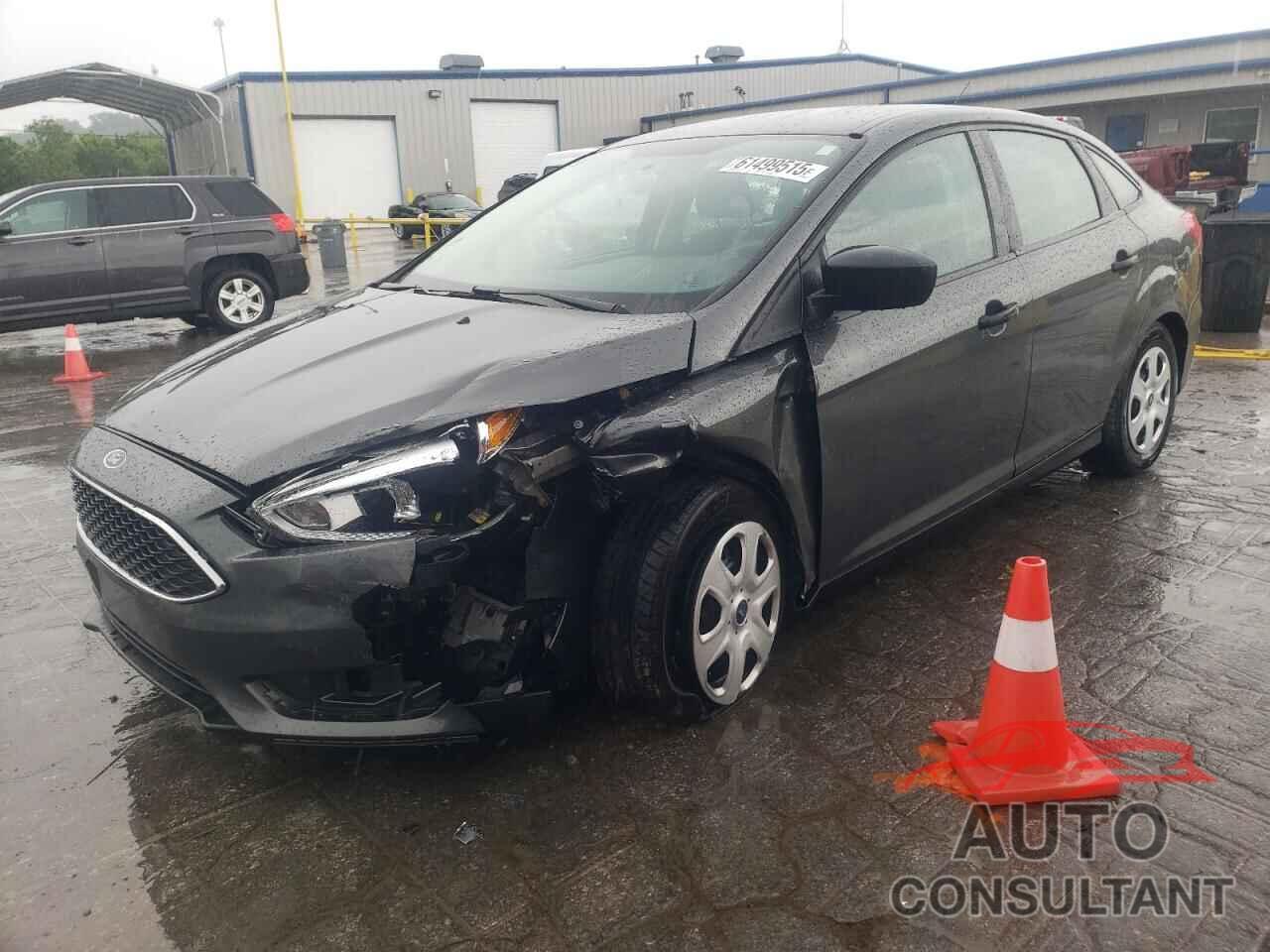 FORD FOCUS 2018 - 1FADP3E22JL268451
