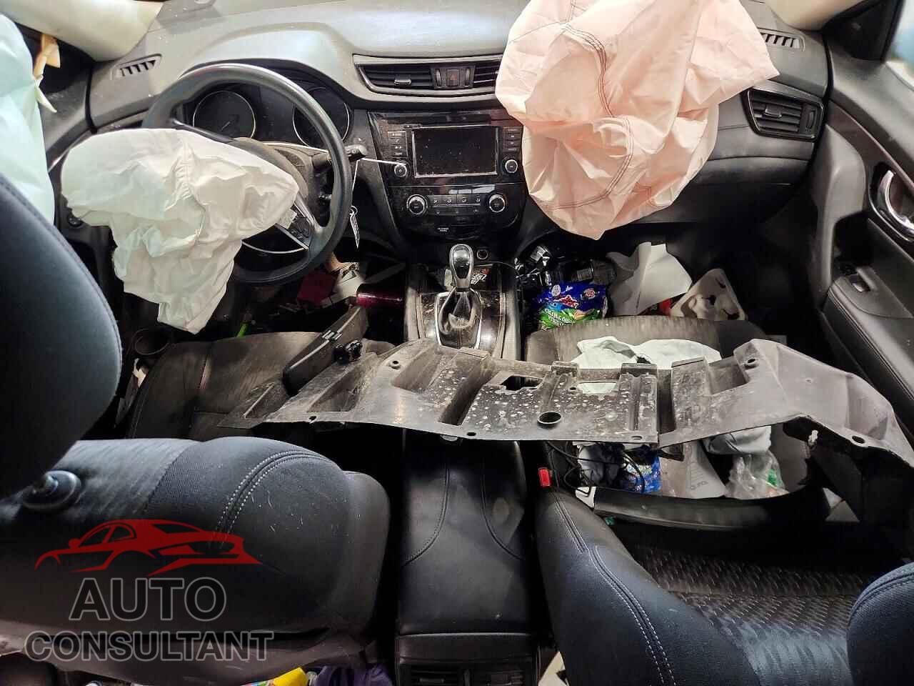 NISSAN ROGUE 2018 - KNMAT2MVXJP512919