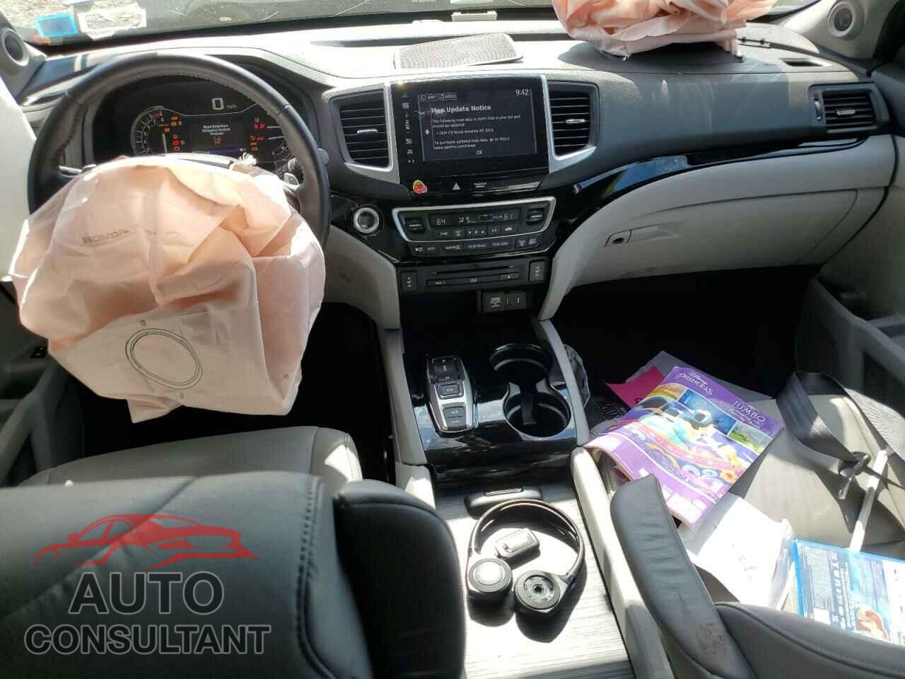 HONDA PILOT 2016 - 5FNYF6H90GB123722