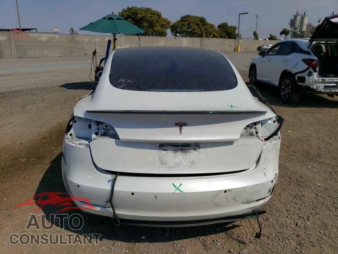 TESLA MODEL 3 2021 - 5YJ3E1EA4MF017882