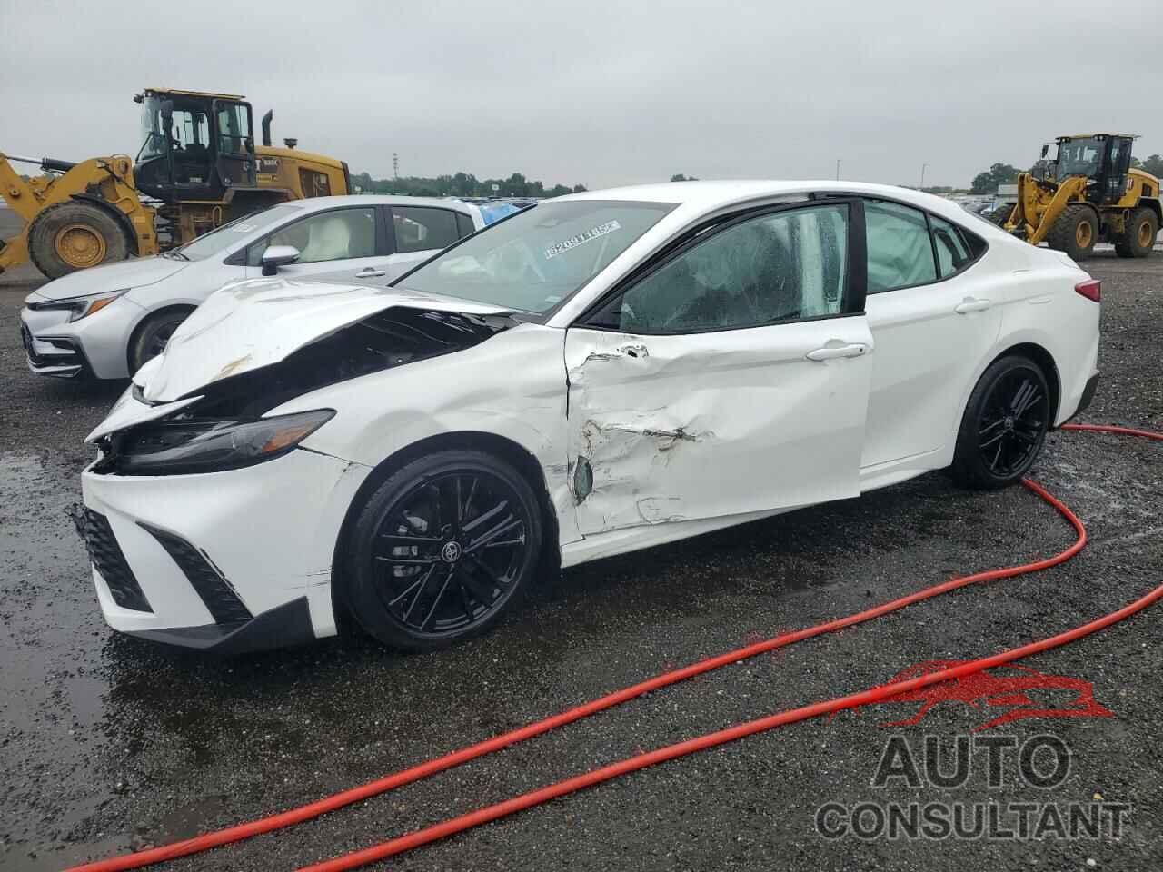 TOYOTA CAMRY 2025 - 4T1DAACKXSU061719