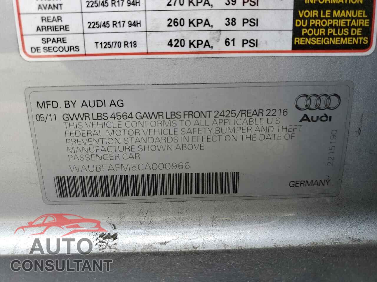 AUDI A3 2012 - WAUBFAFM5CA000966