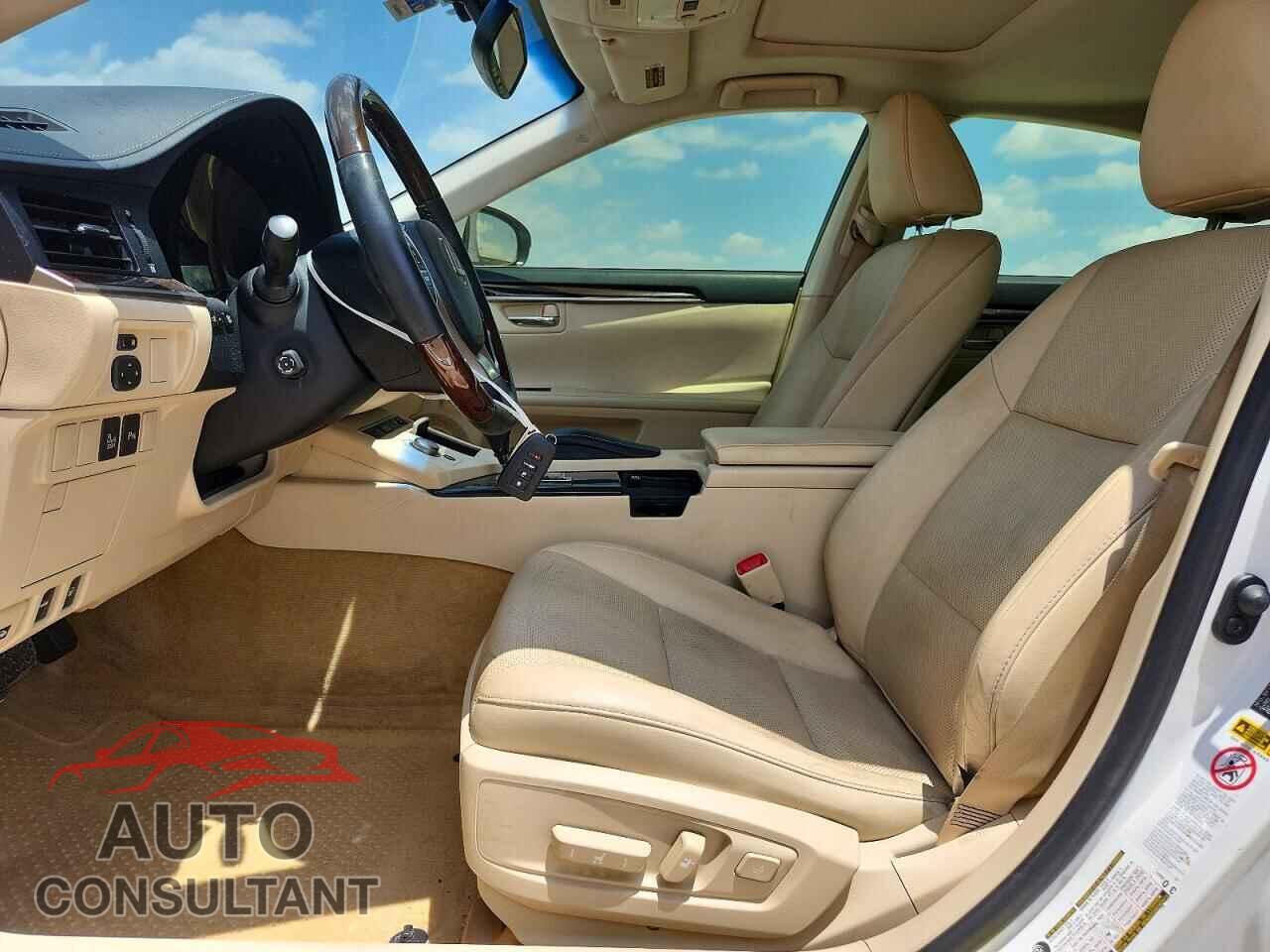 LEXUS ES350 2015 - JTHBK1GG8F2152020