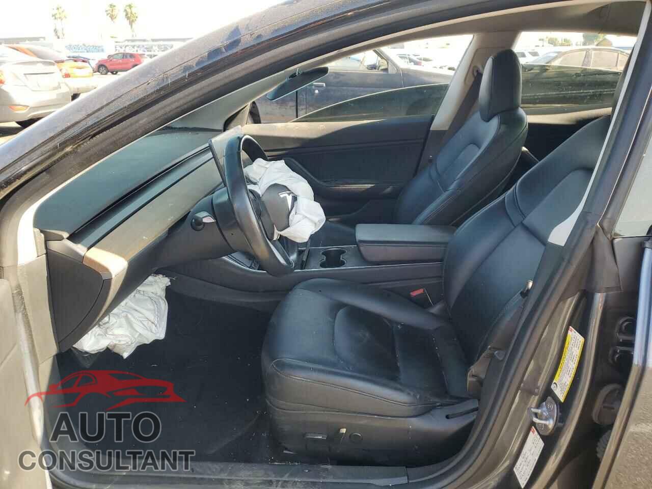 TESLA MODEL 3 2018 - 5YJ3E1EA3JF011986