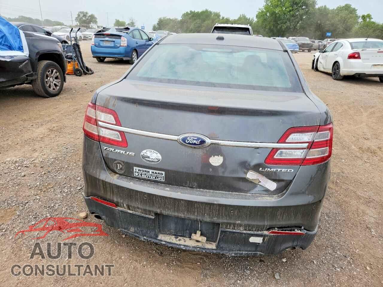 FORD TAURUS 2015 - 1FAHP2F83FG152223