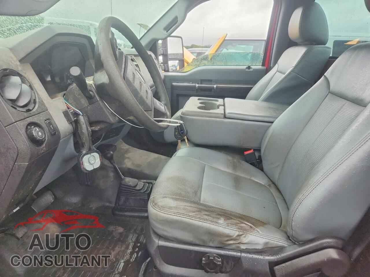 FORD F250 2013 - 1FTBF2B68DEB89204