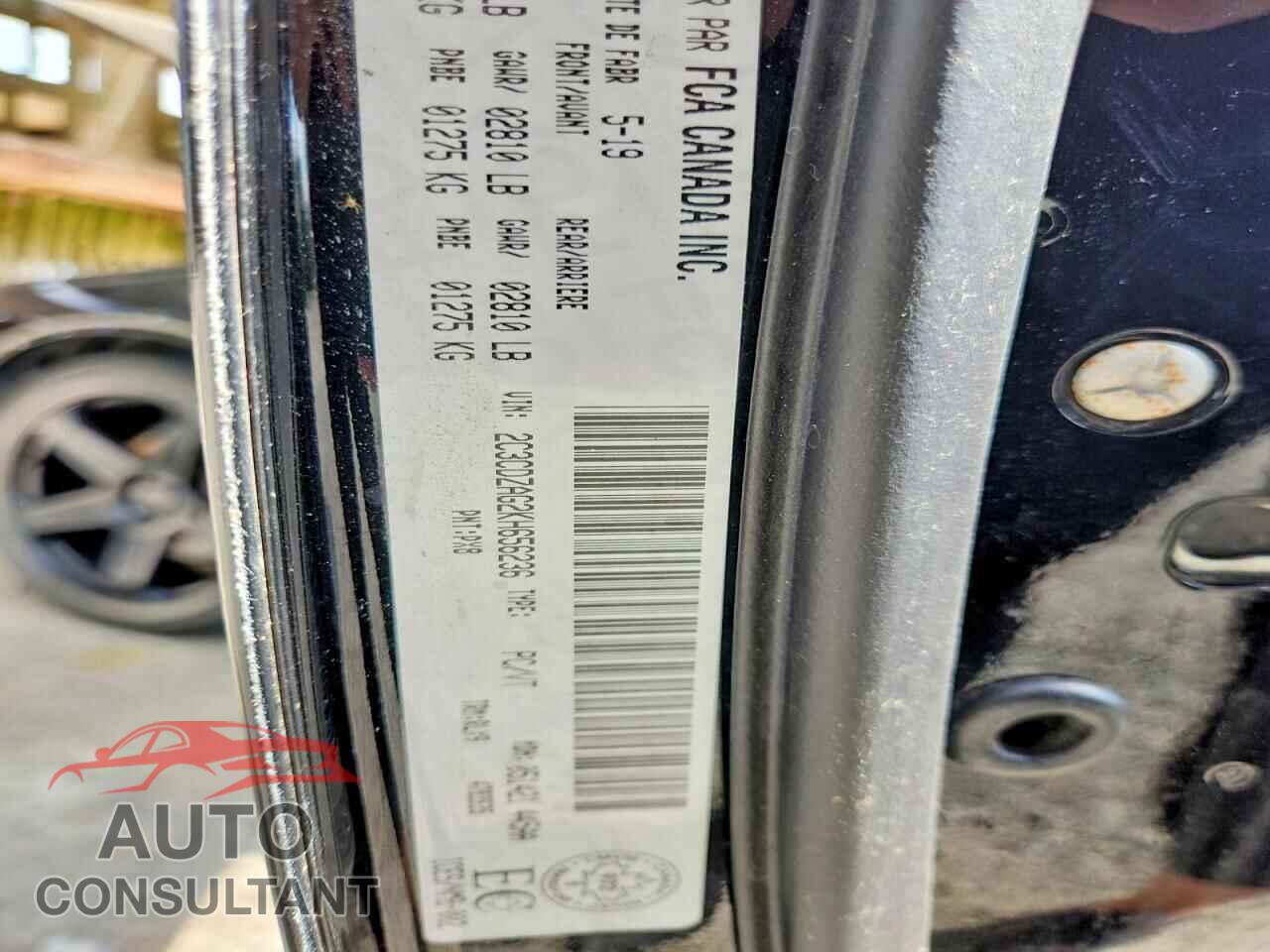 DODGE CHALLENGER 2019 - 2C3CDZAG2KH656236