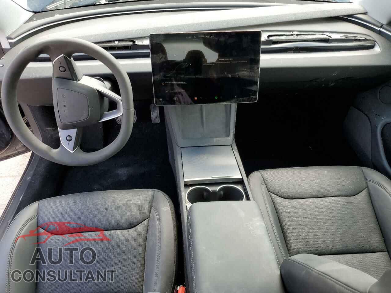 TESLA MODEL 3 2024 - 5YJ3E1EB3RF758668