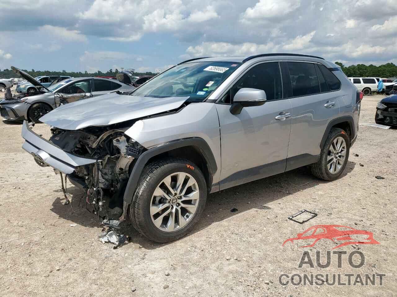 TOYOTA RAV4 2021 - 2T3Y1RFV1MC154842