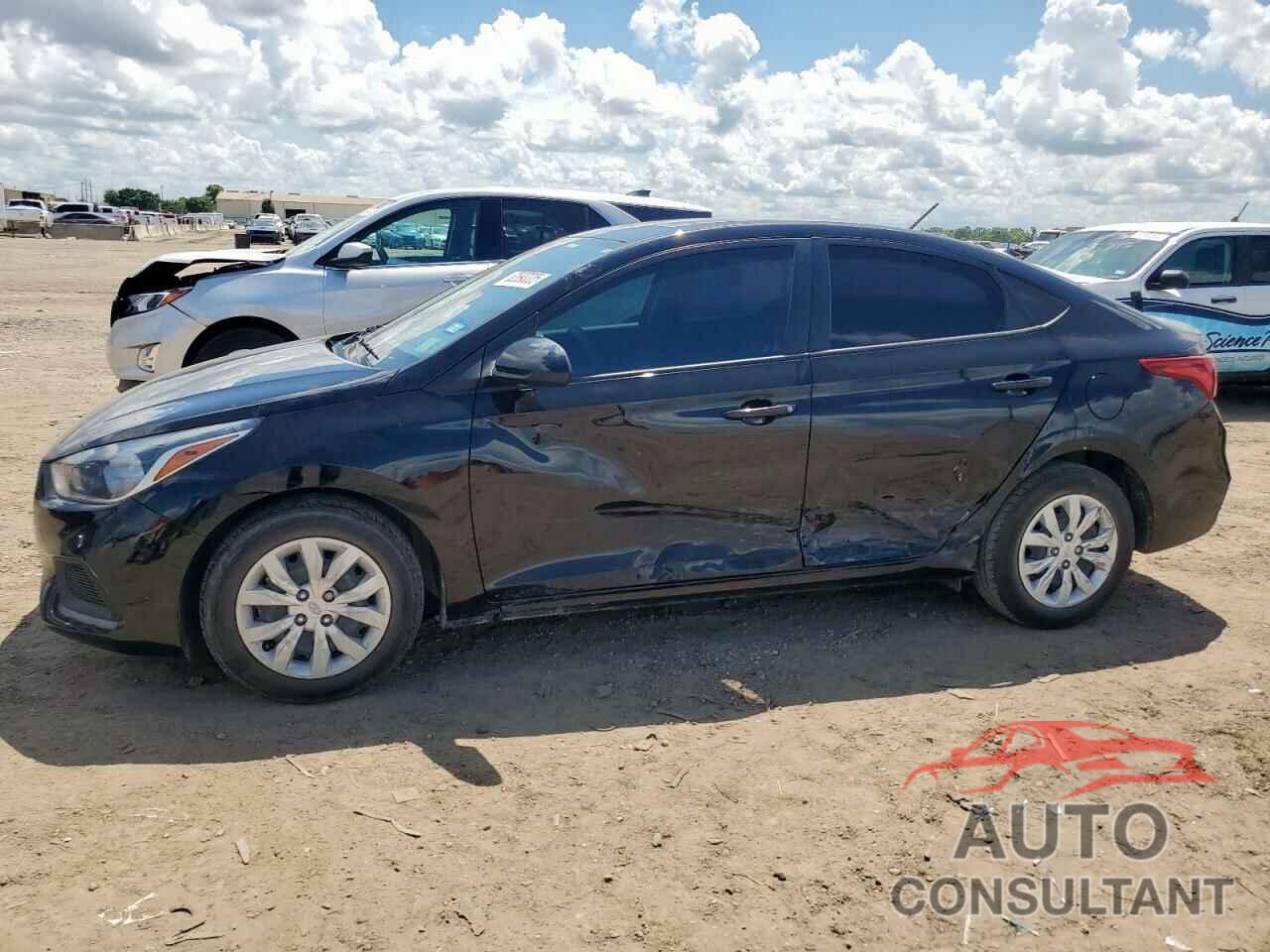 HYUNDAI ACCENT 2022 - 3KPC24A61NE177947