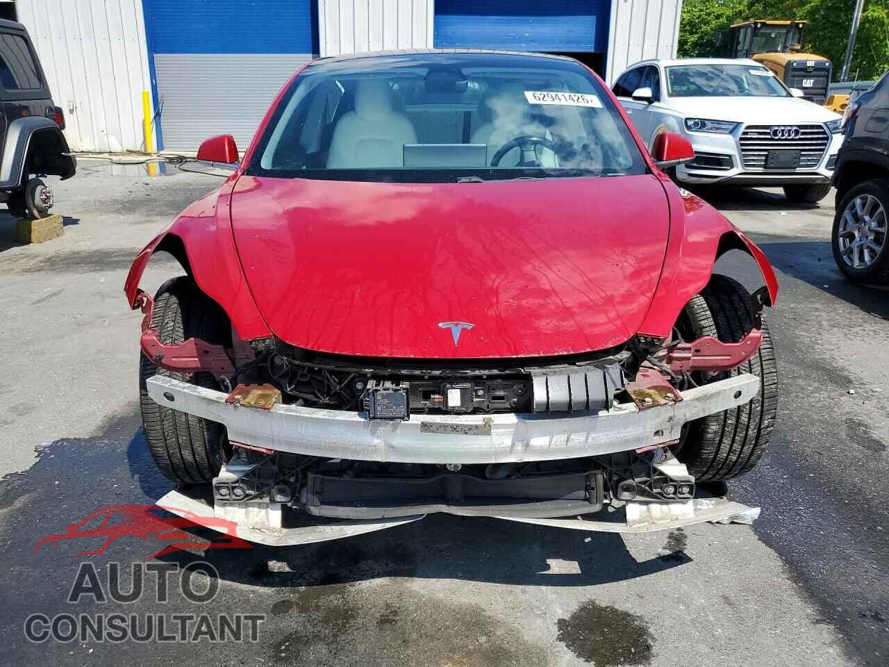 TESLA MODEL 3 2018 - 5YJ3E1EB7JF097358