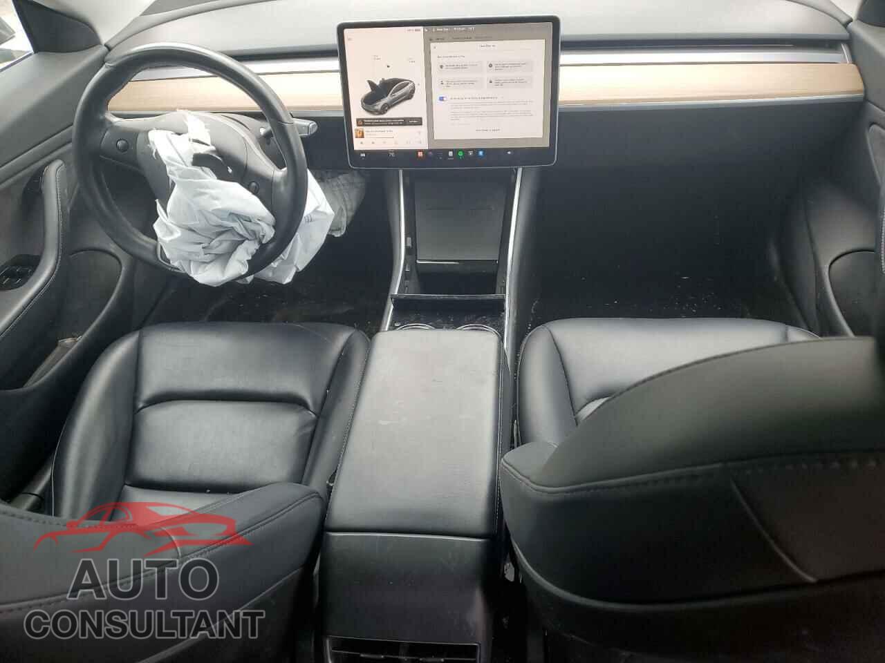 TESLA MODEL 3 2018 - 5YJ3E1EA4JF153389