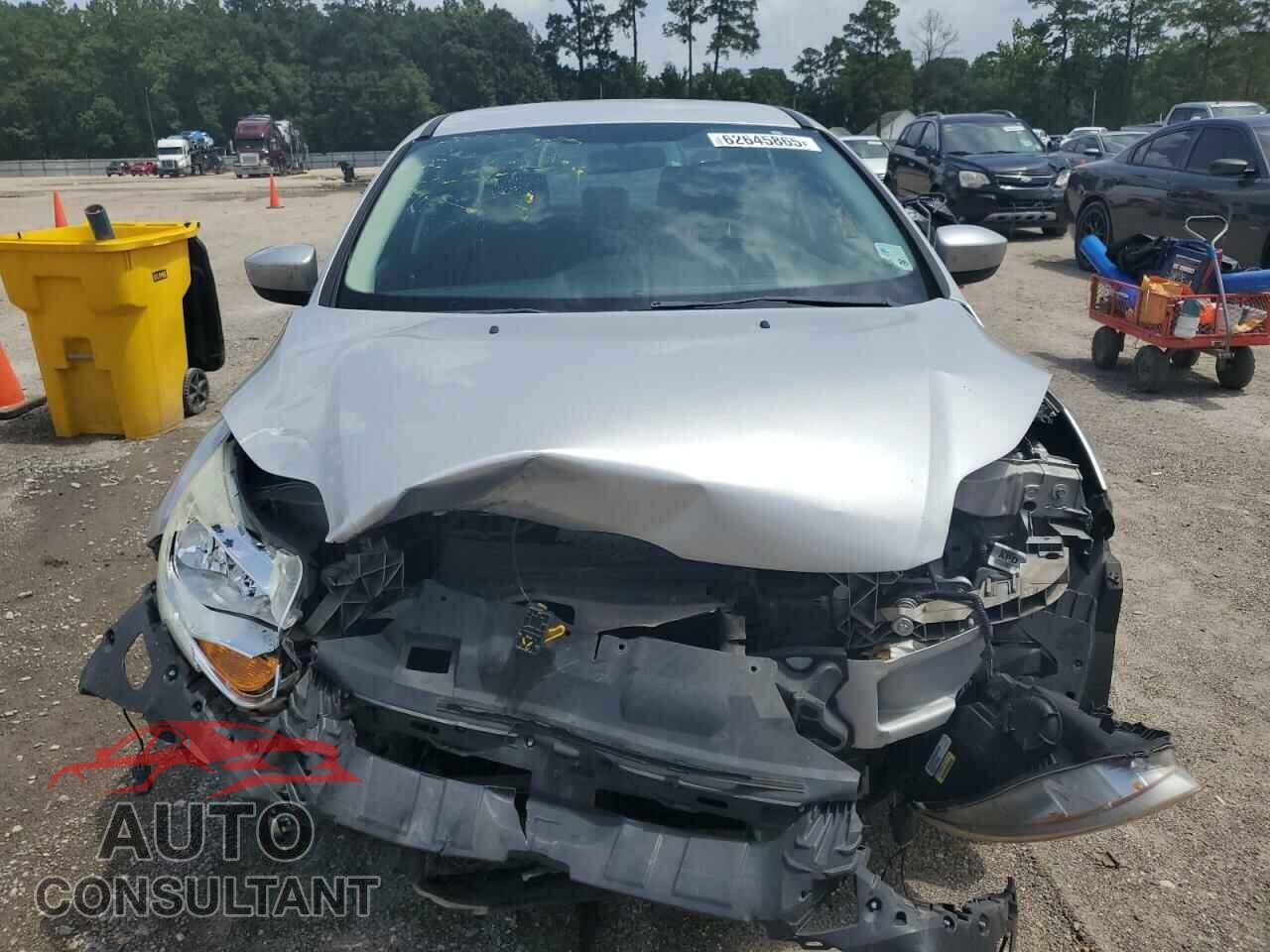FORD FOCUS 2012 - 1FAHP3F23CL387256