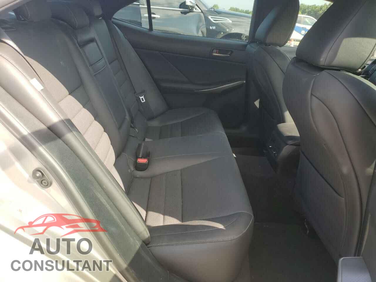 LEXUS IS 2017 - JTHCE1D27H5014054