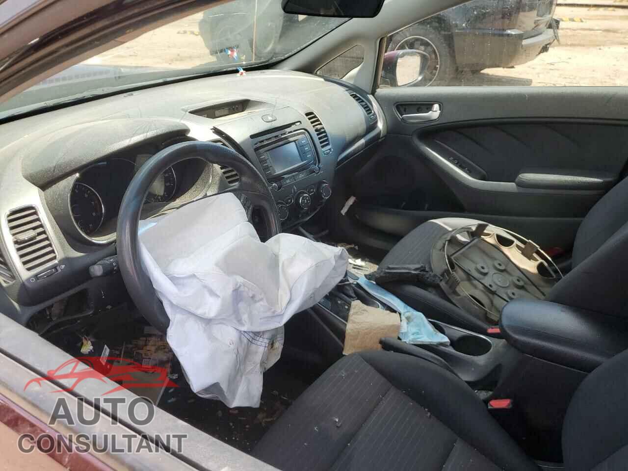 KIA FORTE 2017 - 3KPFL4A77HE138626