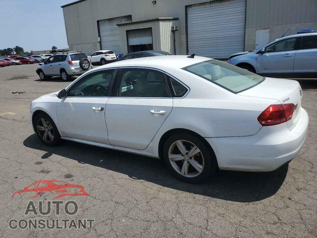 VOLKSWAGEN PASSAT 2012 - 1VWBP7A38CC091797