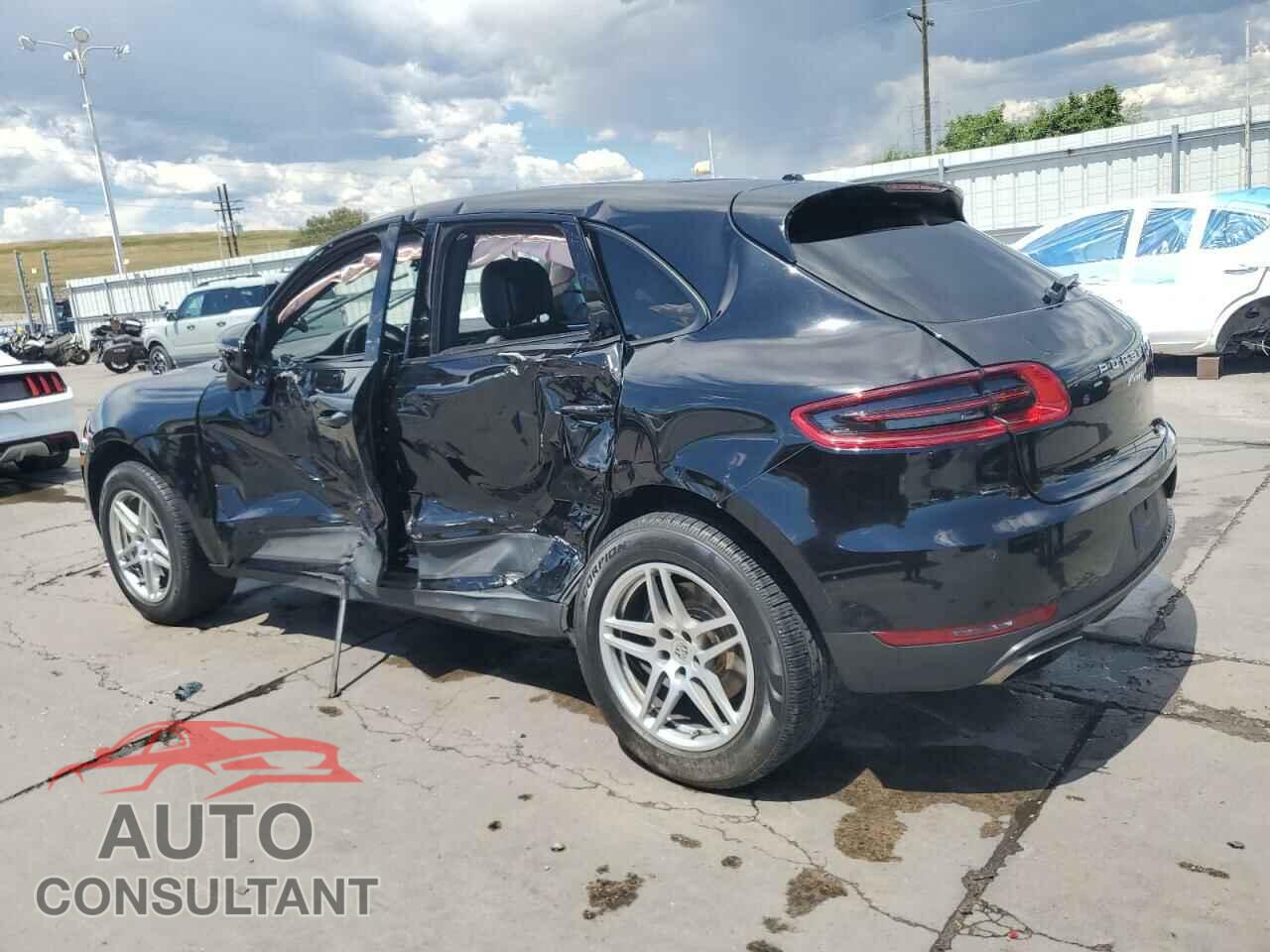 PORSCHE MACAN 2018 - WP1AA2A50JLB02470