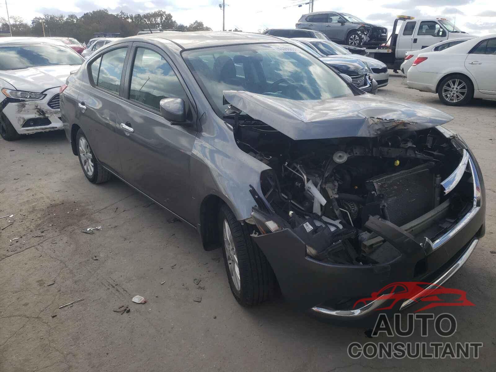 NISSAN VERSA 2017 - 3N1CN7AP3HL864688