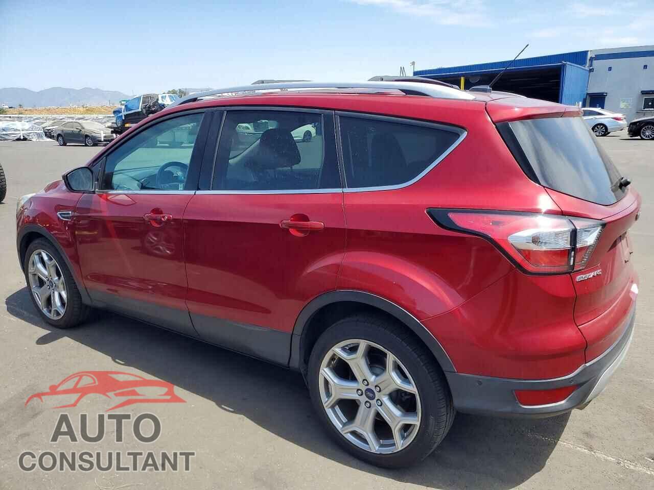 FORD ESCAPE 2017 - 1FMCU0J96HUB89865