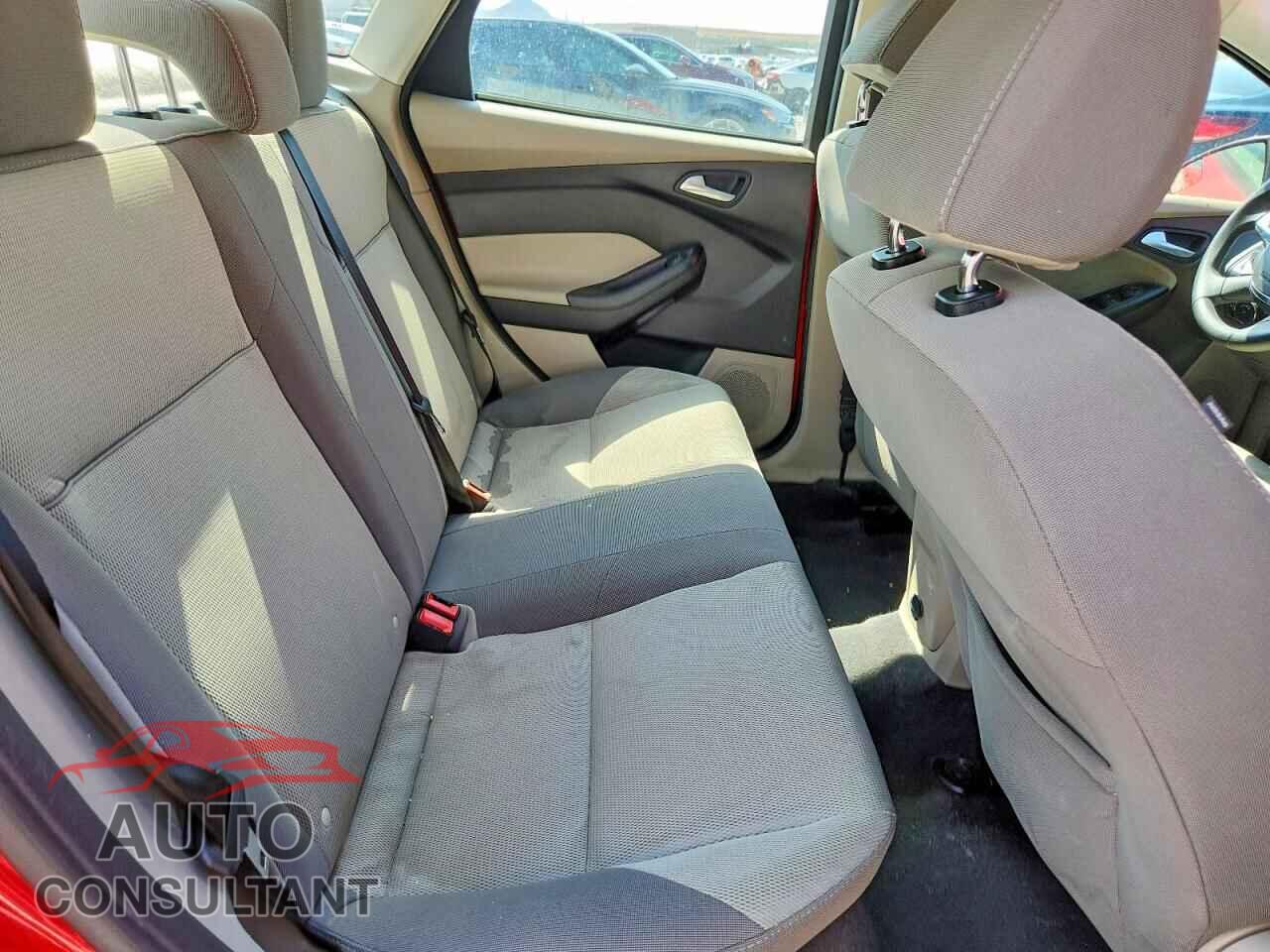 FORD FOCUS 2013 - 1FADP3F26DL297972
