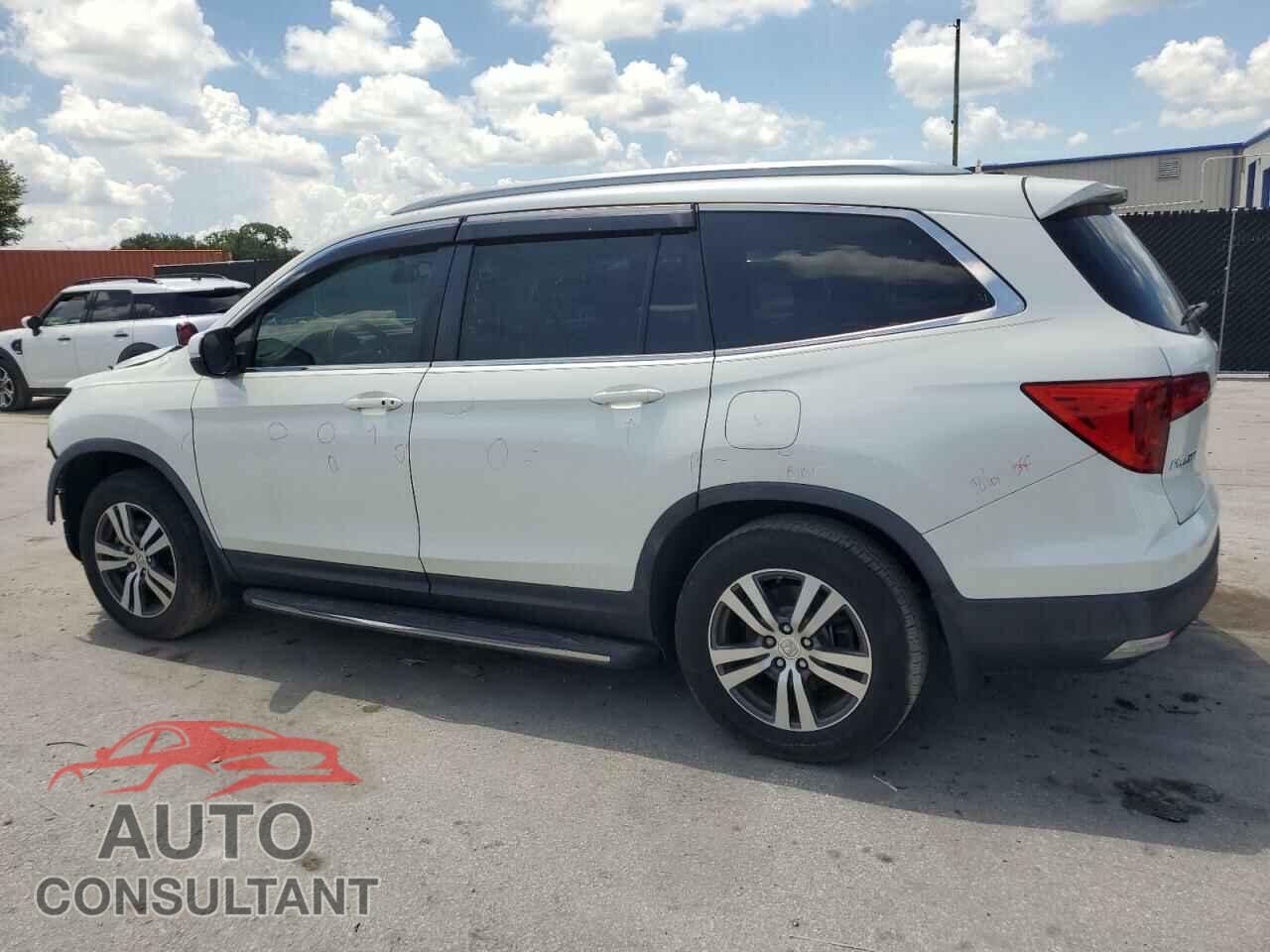 HONDA PILOT 2016 - 5FNYF6H89GB116159