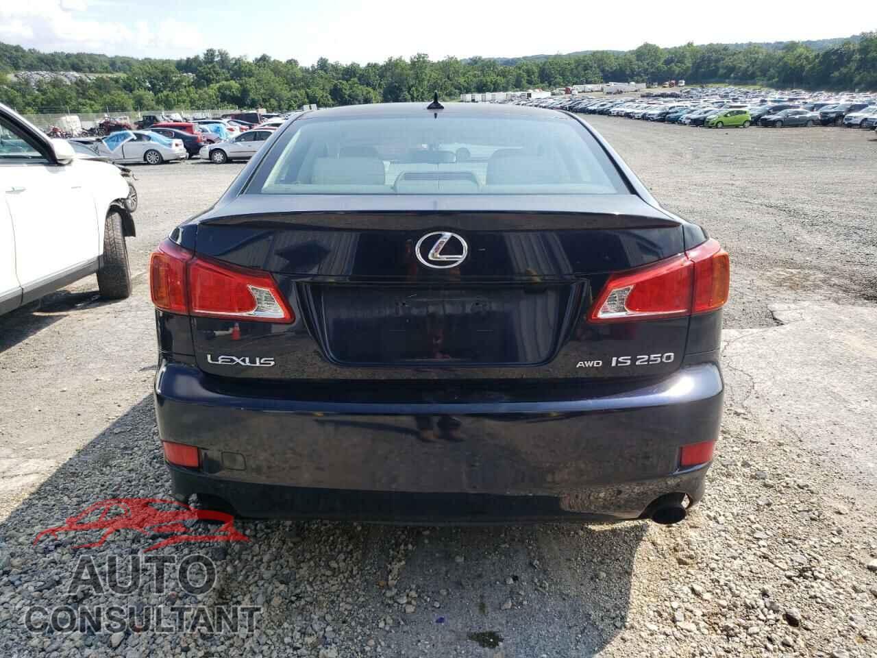 LEXUS IS 2009 - JTHCK262X92029131