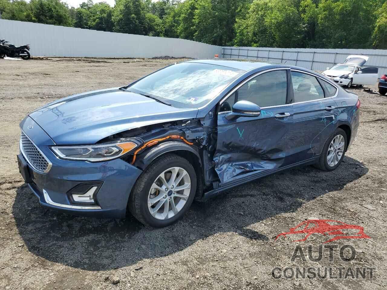 FORD FUSION 2019 - 3FA6P0SU0KR156800